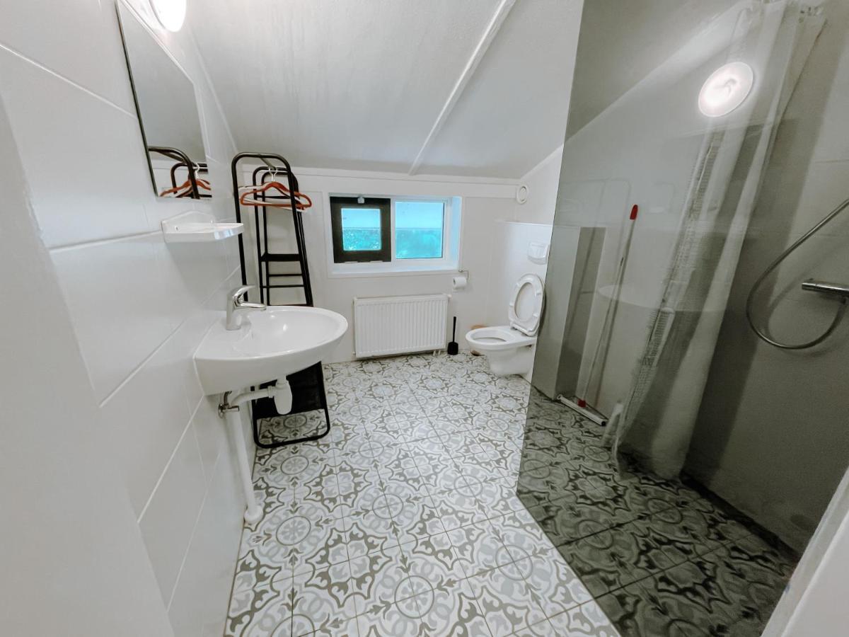 Luxus Familienvilla Mit Jacuzzi & Sauna 2 Tzummarum Экстерьер фото