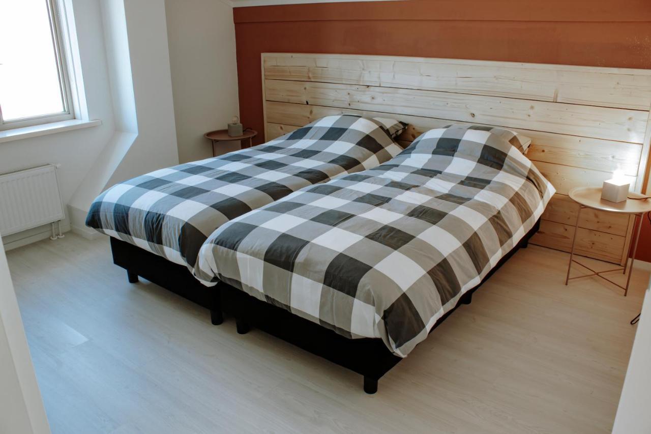 Luxus Familienvilla Mit Jacuzzi & Sauna 2 Tzummarum Экстерьер фото